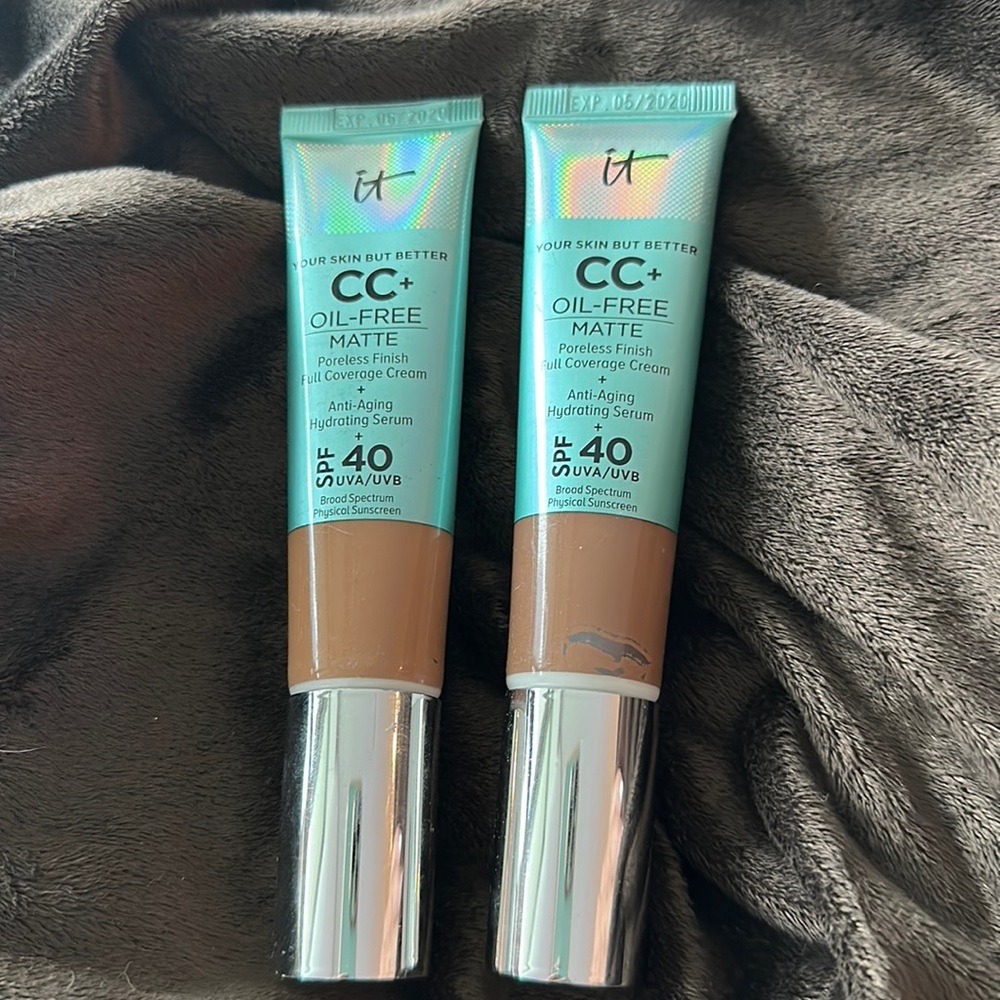 NWT IT Cosmetics CC+ Oil Free Matte Poreless Finish Full Coverage SPF 40